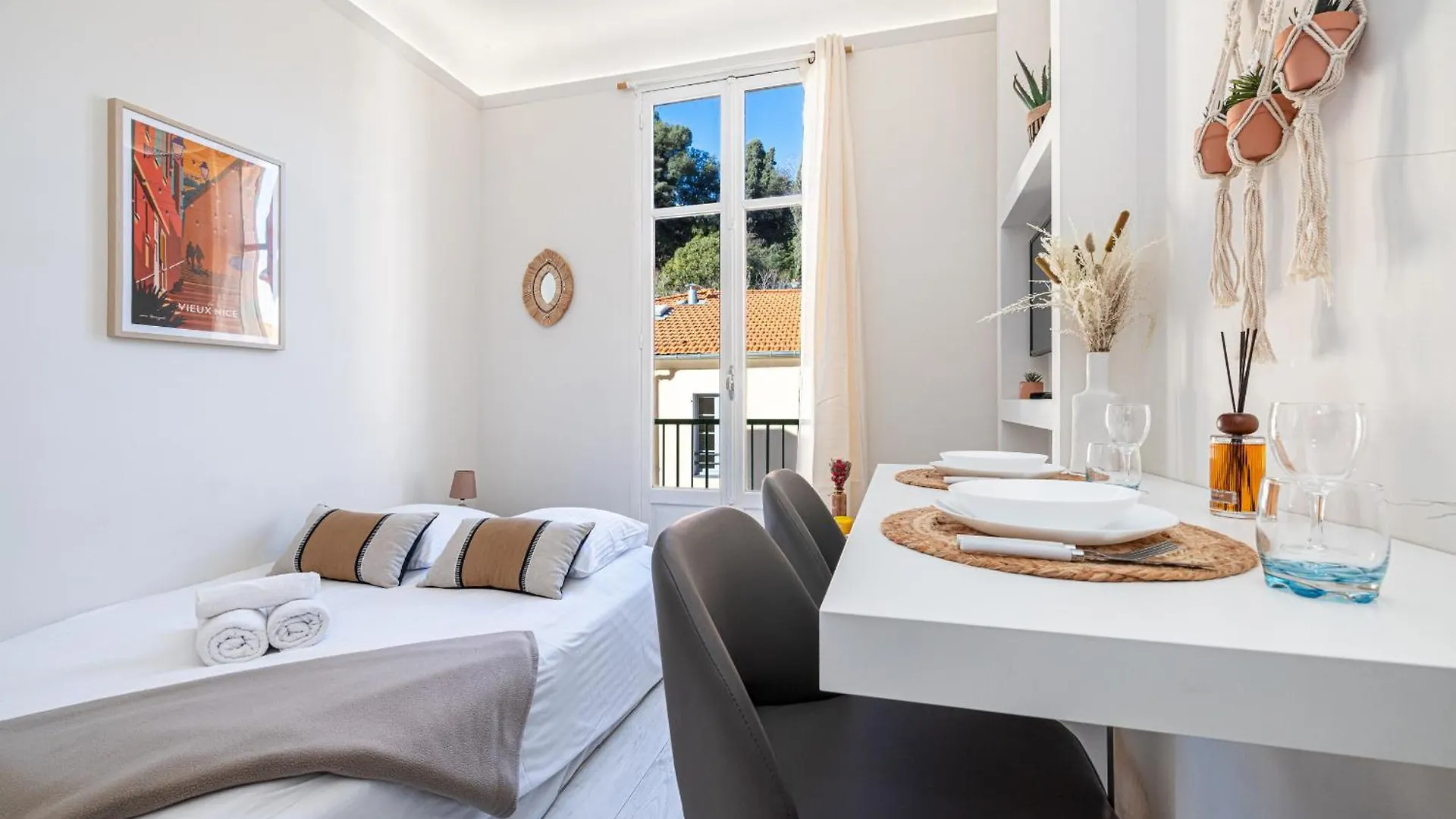 1 Gautier 501 - Studio Boheme - Quartier Du Port Nizza Apartment